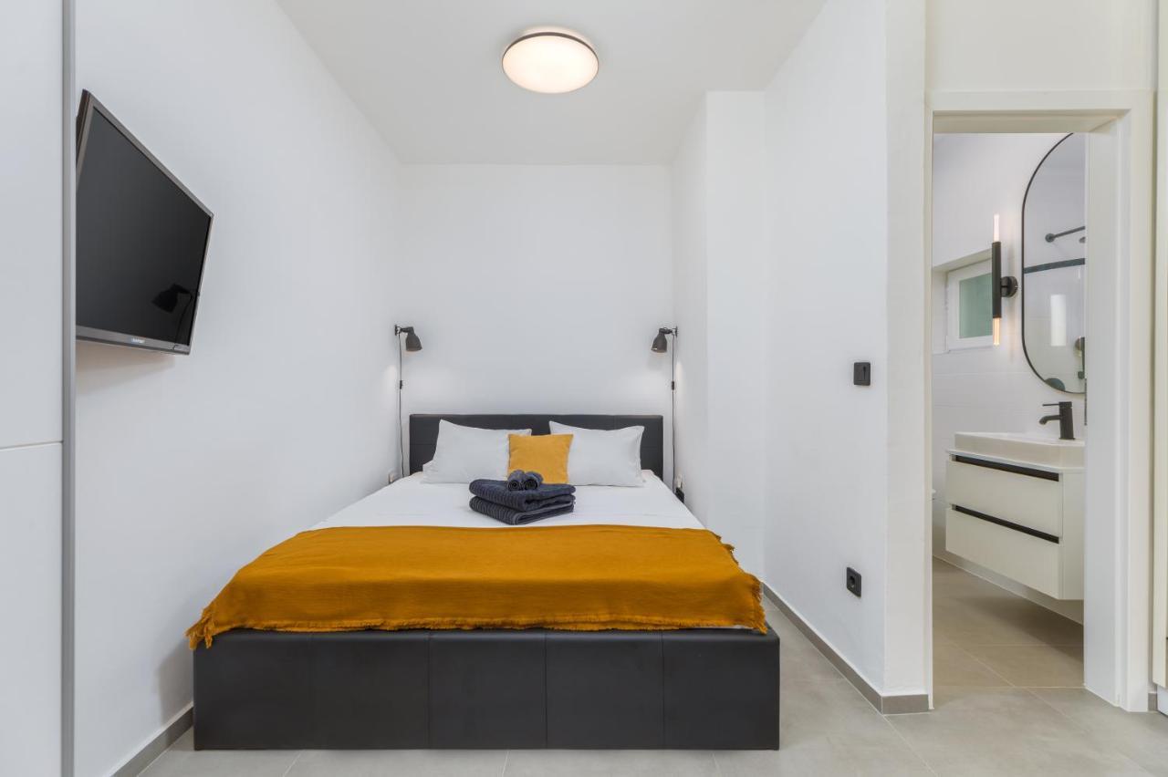 3 Minutes From The Beach: Lovely Studio Apartment Pula Zewnętrze zdjęcie